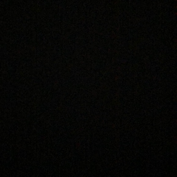 Meet your Posher, Laura - Picture 1 of 1